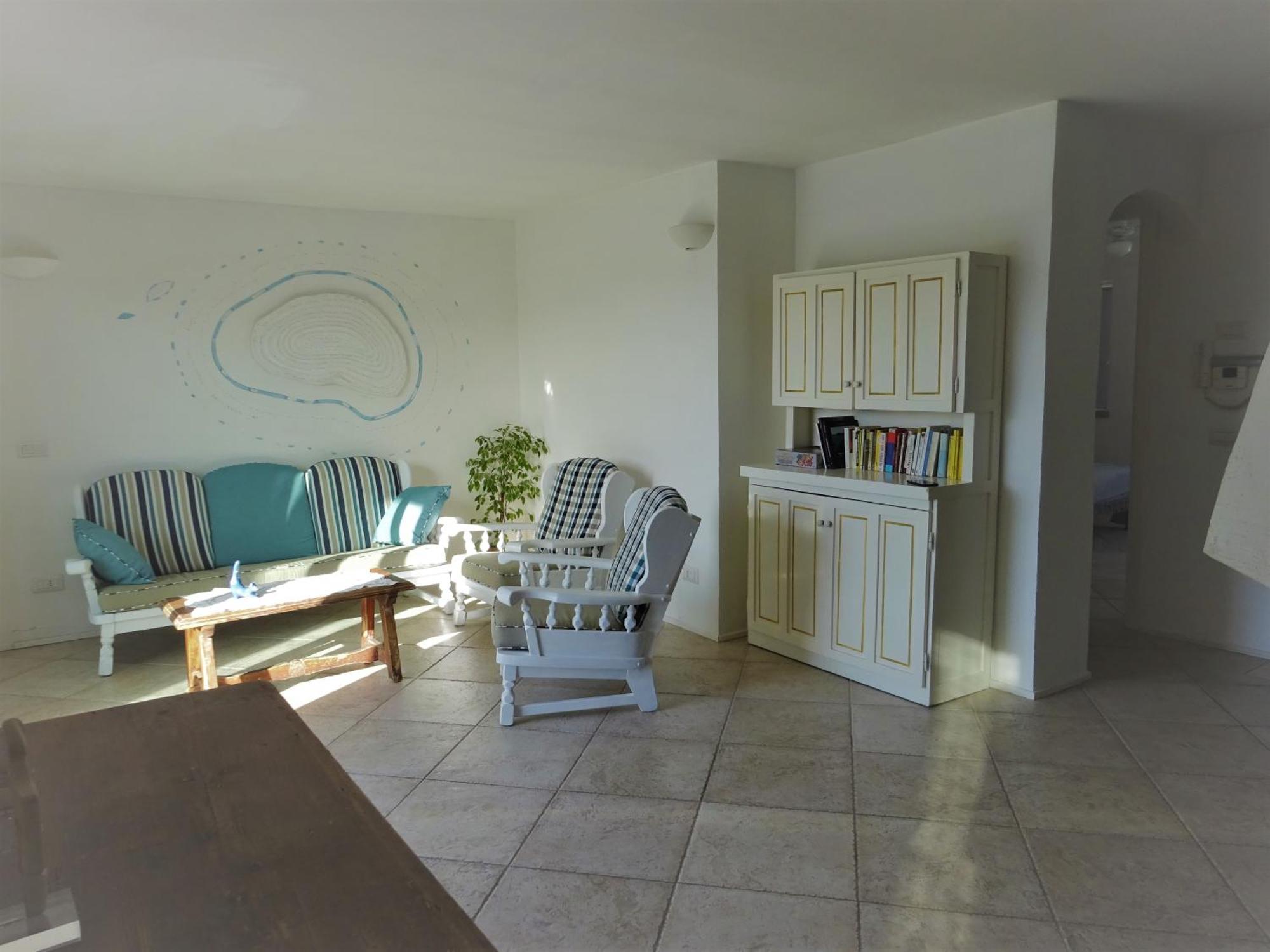 White - San Pantaleo Apartment Exterior foto